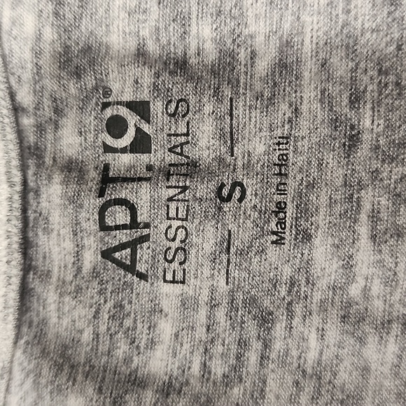 Women's Tank Tops - Picture 5 of 7